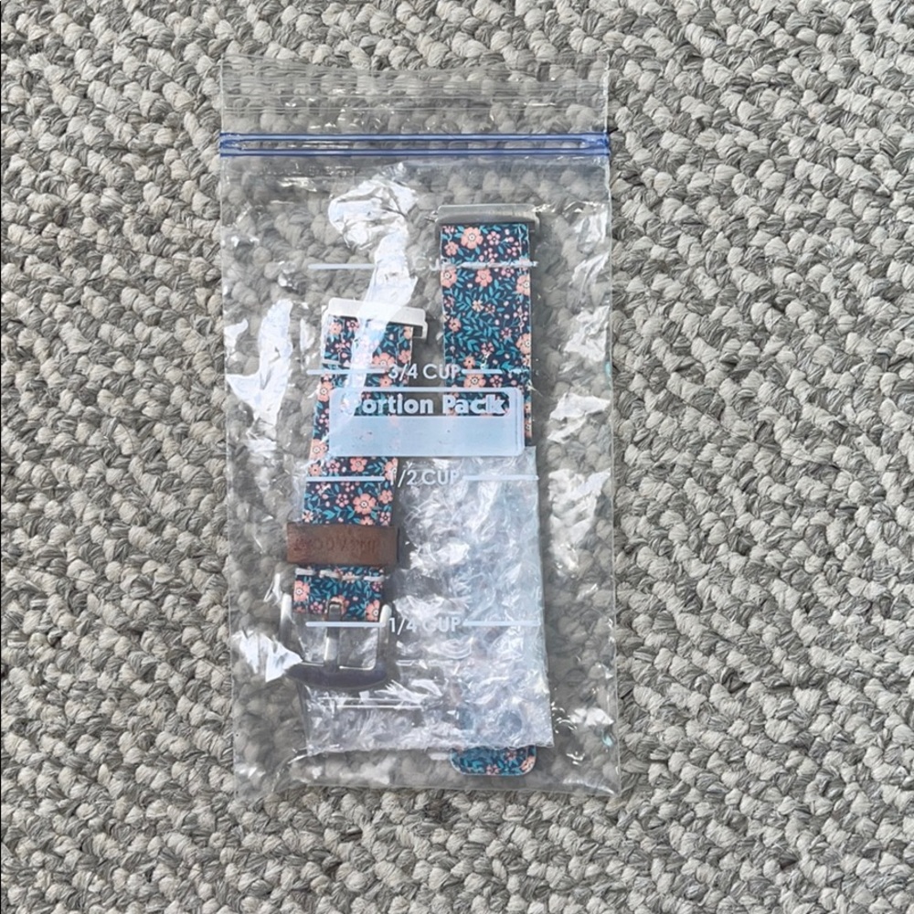FitBit Versa - Picture 6 of 7